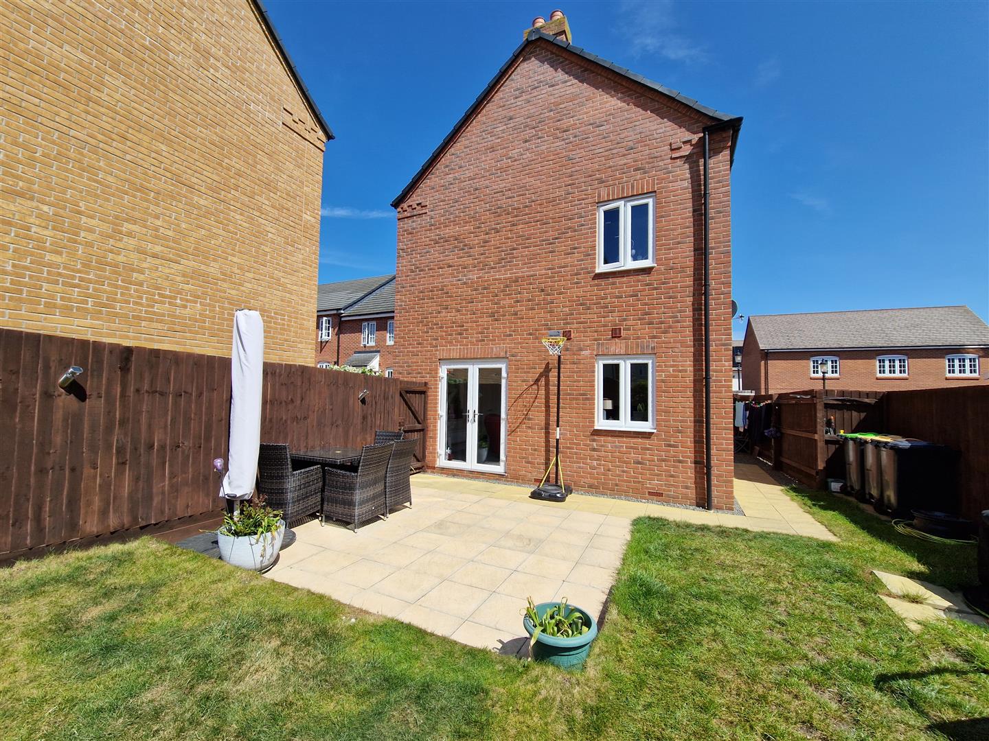 Croxden Gardens, Great Denham, Bedford